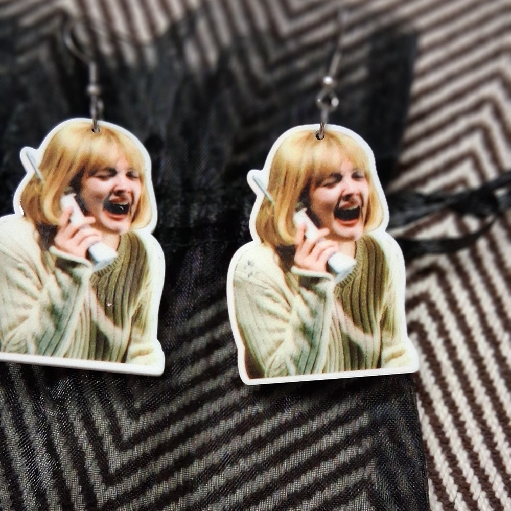 Unique Scream Earrings DREW BARRYMORE